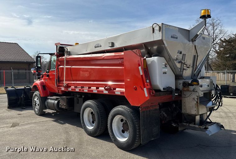 image for item FB0787 2007 International 7400 dump truck