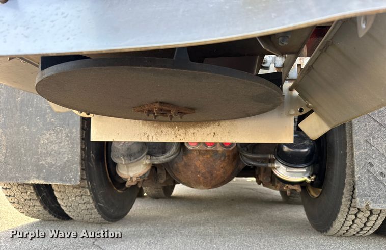 image for item FB0787 2007 International 7400 dump truck