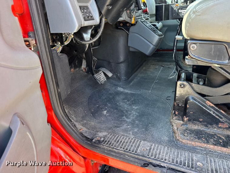 image for item FB0787 2007 International 7400 dump truck