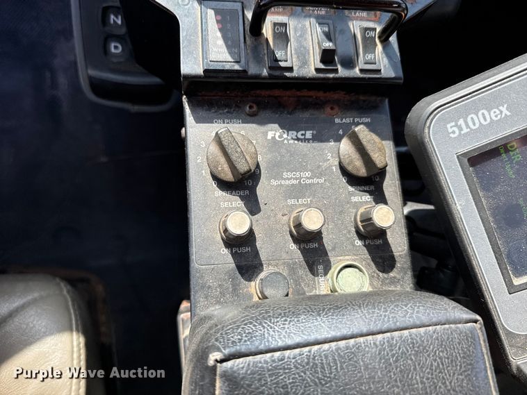 image for item FB0787 2007 International 7400 dump truck