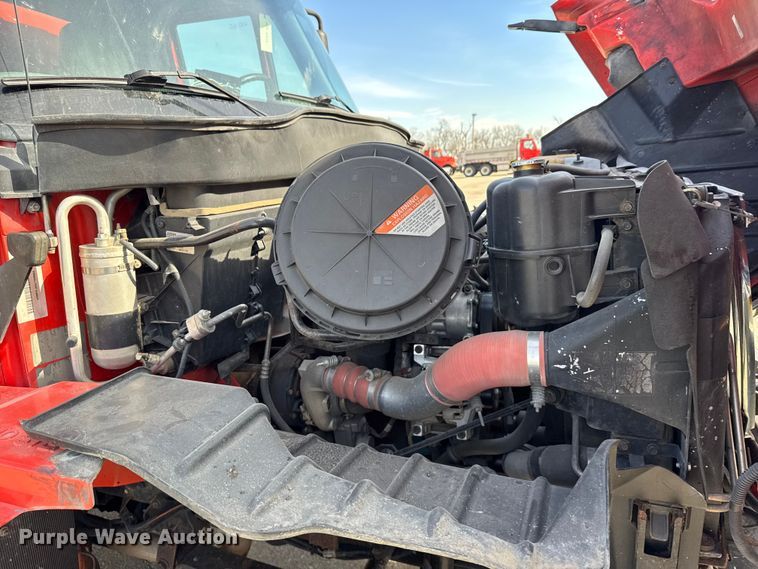 image for item FB0787 2007 International 7400 dump truck