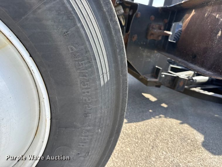 image for item FB0787 2007 International 7400 dump truck