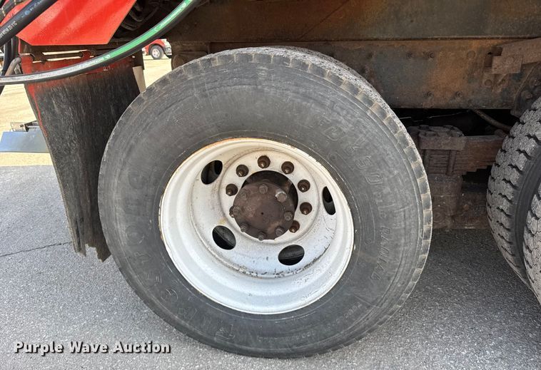 image for item FB0787 2007 International 7400 dump truck