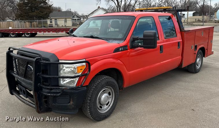 image for item FB0788 2011 Ford F250 Super Duty Crew Cab utility bed pickup truck