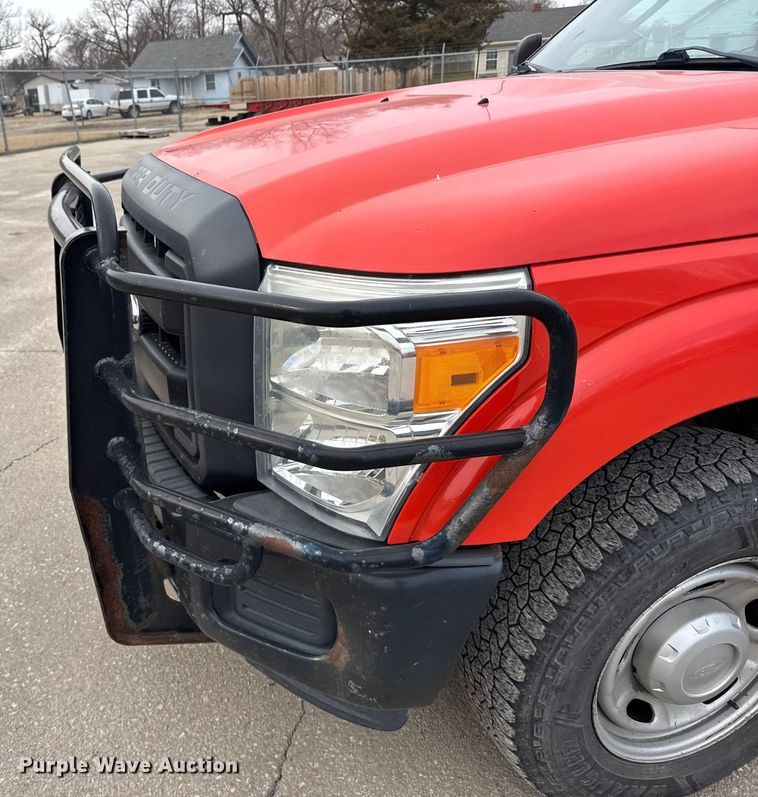 image for item FB0788 2011 Ford F250 Super Duty Crew Cab utility bed pickup truck