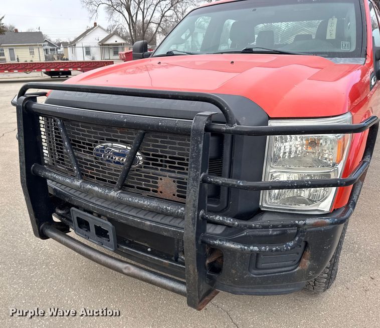 image for item FB0788 2011 Ford F250 Super Duty Crew Cab utility bed pickup truck