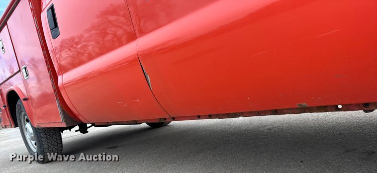 image for item FB0788 2011 Ford F250 Super Duty Crew Cab utility bed pickup truck