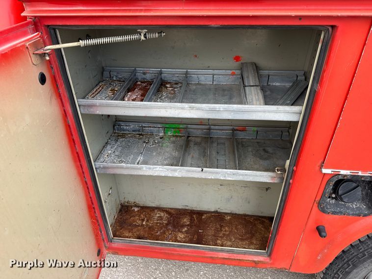 image for item FB0788 2011 Ford F250 Super Duty Crew Cab utility bed pickup truck