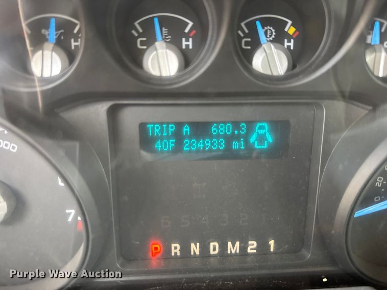 image for item FB0788 2011 Ford F250 Super Duty Crew Cab utility bed pickup truck