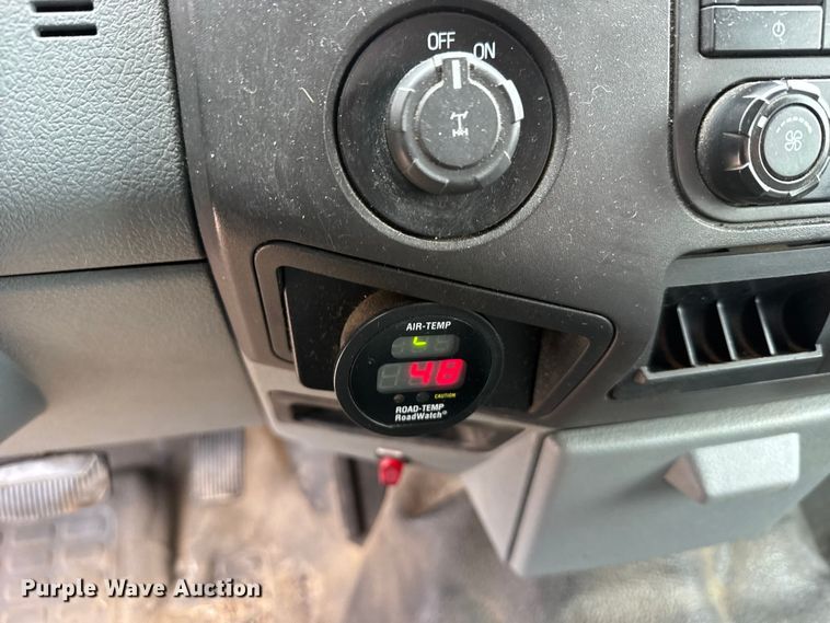 image for item FB0788 2011 Ford F250 Super Duty Crew Cab utility bed pickup truck