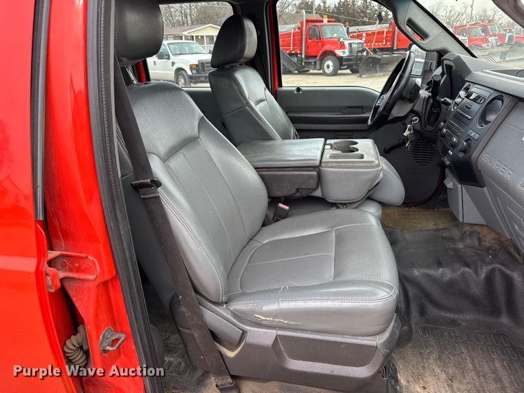 image for item FB0788 2011 Ford F250 Super Duty Crew Cab utility bed pickup truck