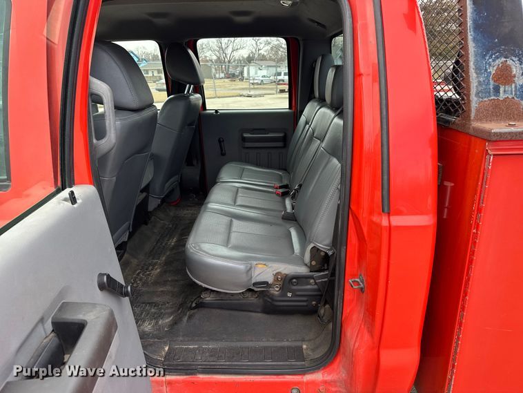 image for item FB0788 2011 Ford F250 Super Duty Crew Cab utility bed pickup truck