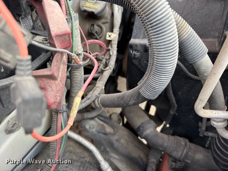 image for item FB0788 2011 Ford F250 Super Duty Crew Cab utility bed pickup truck