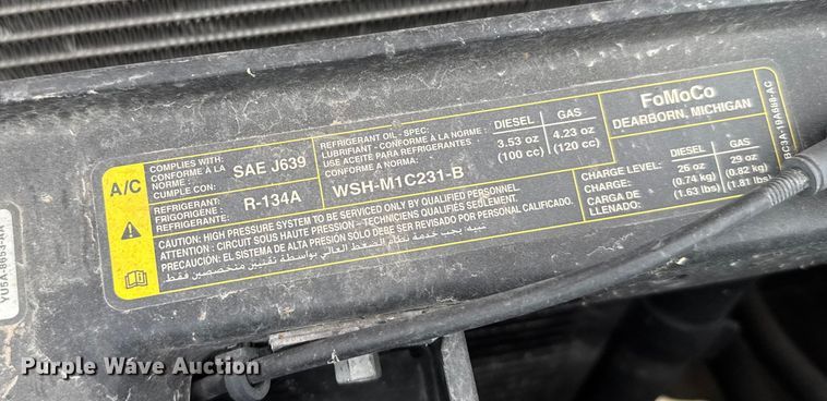 image for item FB0788 2011 Ford F250 Super Duty Crew Cab utility bed pickup truck