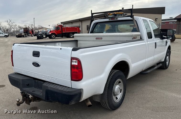 image for item FB0789 2008 Ford F250 Super Duty Ext. Cab pickup truck