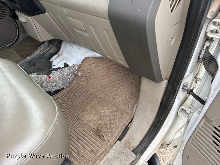 image for item FB0789 2008 Ford F250 Super Duty Ext. Cab pickup truck