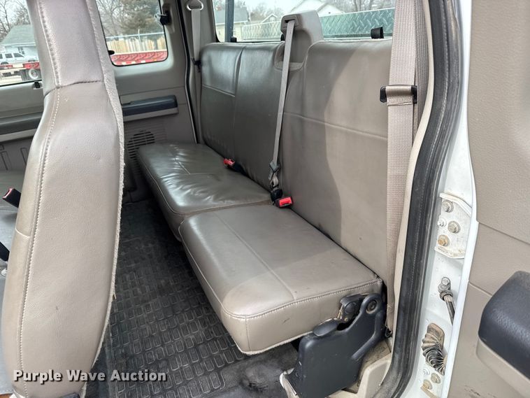 image for item FB0789 2008 Ford F250 Super Duty Ext. Cab pickup truck