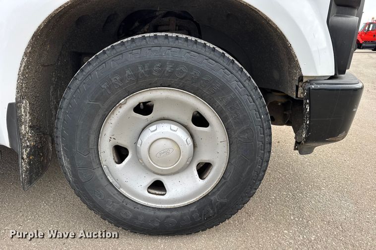 image for item FB0789 2008 Ford F250 Super Duty Ext. Cab pickup truck