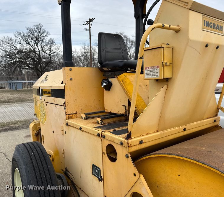 image for item FB0790 2005 Ingram RS 207 double drum roller