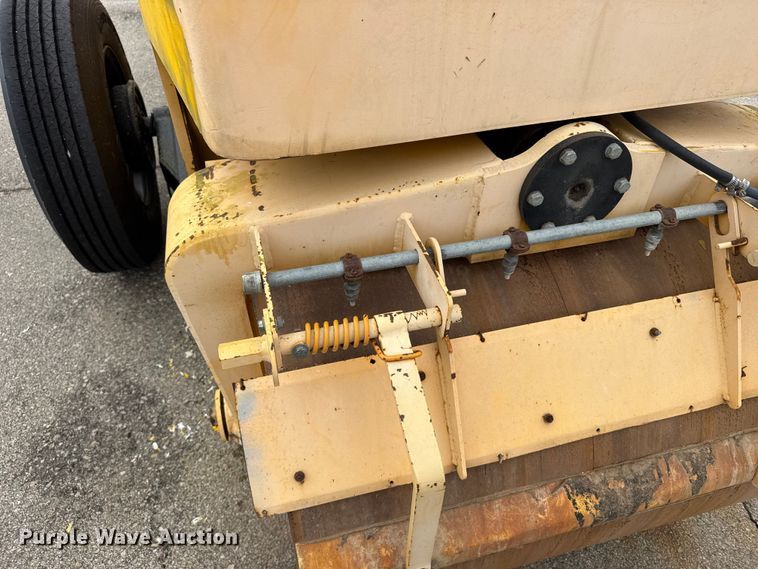 image for item FB0790 2005 Ingram RS 207 double drum roller