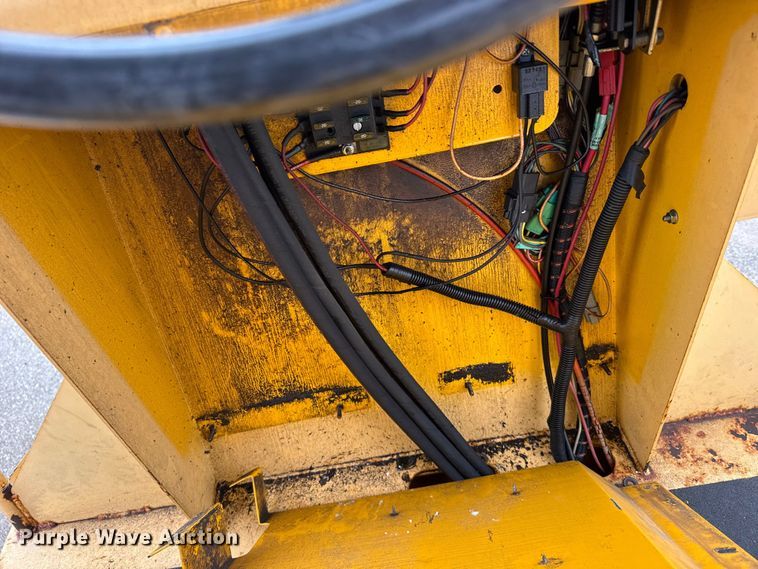 image for item FB0790 2005 Ingram RS 207 double drum roller