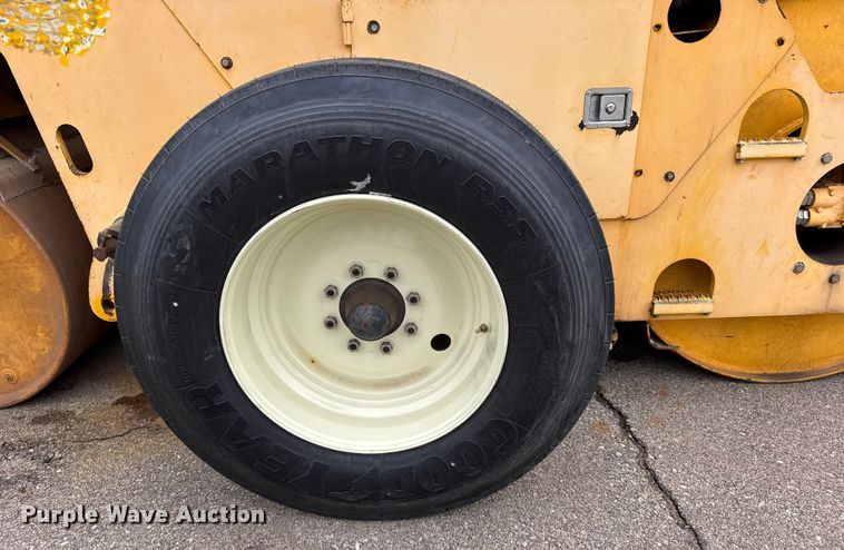 image for item FB0790 2005 Ingram RS 207 double drum roller