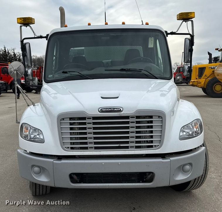 image for item FB0791 2010 Freightliner M2 street sweeper truck
