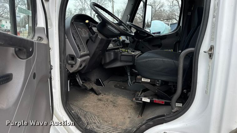 image for item FB0791 2010 Freightliner M2 street sweeper truck