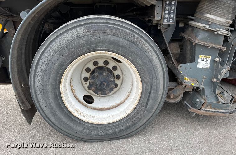 image for item FB0791 2010 Freightliner M2 street sweeper truck