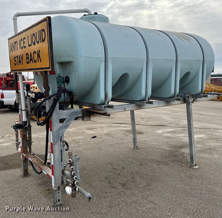 image for item FB0792 Salt brine tank