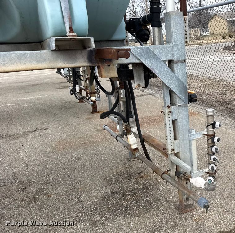 image for item FB0792 Salt brine tank