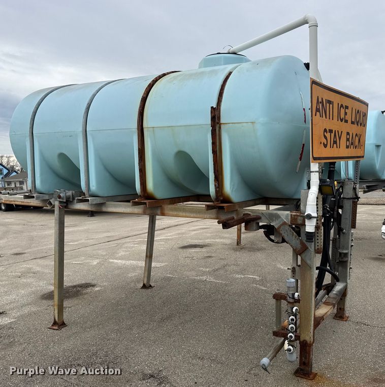 image for item FB0793 Salt brine tank