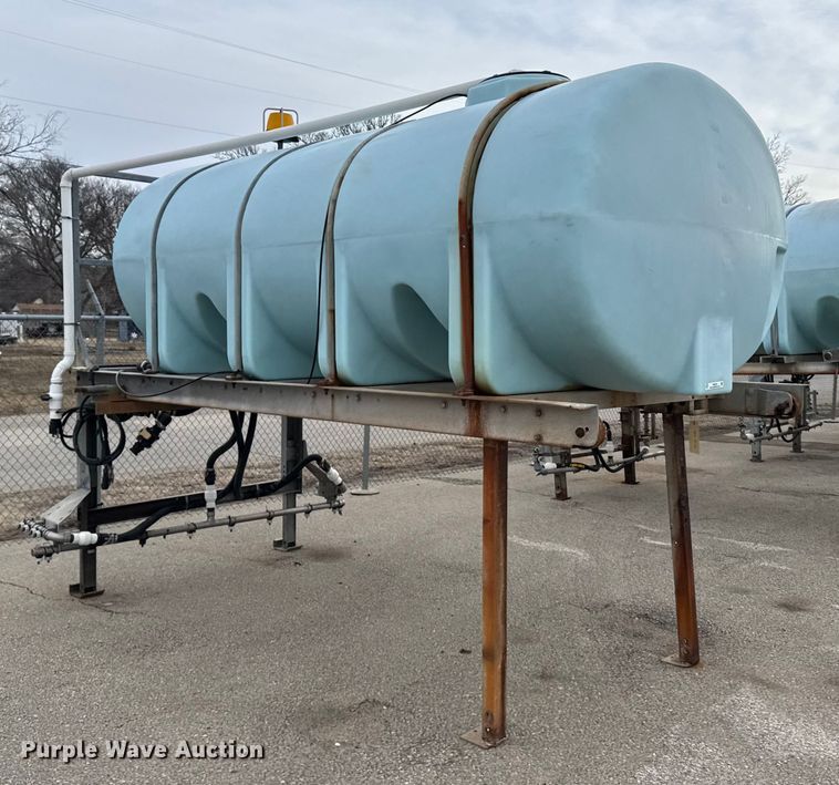 image for item FB0794 2004 Henderson LAS X 1635 salt brine tanks