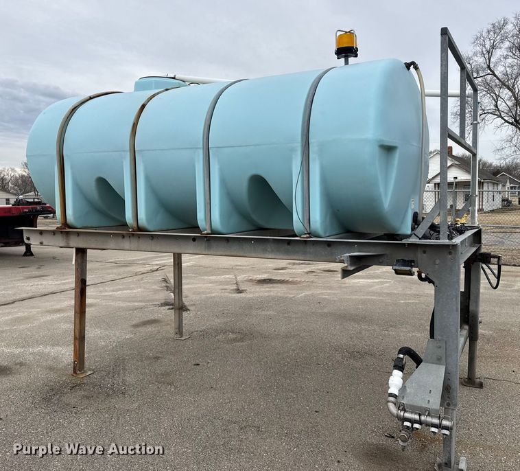 image for item FB0794 2004 Henderson LAS X 1635 salt brine tanks