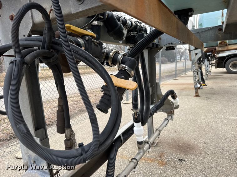 image for item FB0794 2004 Henderson LAS X 1635 salt brine tanks