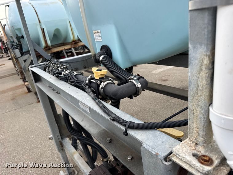 image for item FB0794 2004 Henderson LAS X 1635 salt brine tanks