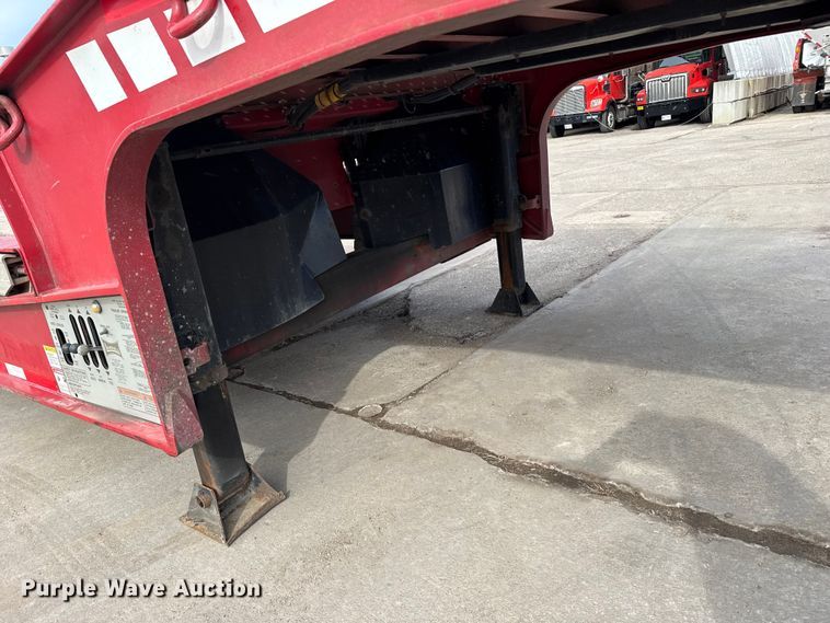 image for item FB0795 2007 Landoll 410 drop tilt deck equipment trailer