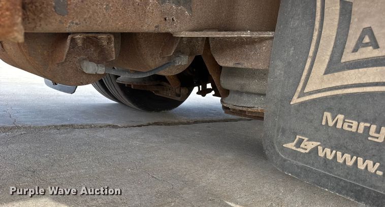 image for item FB0795 2007 Landoll 410 drop tilt deck equipment trailer