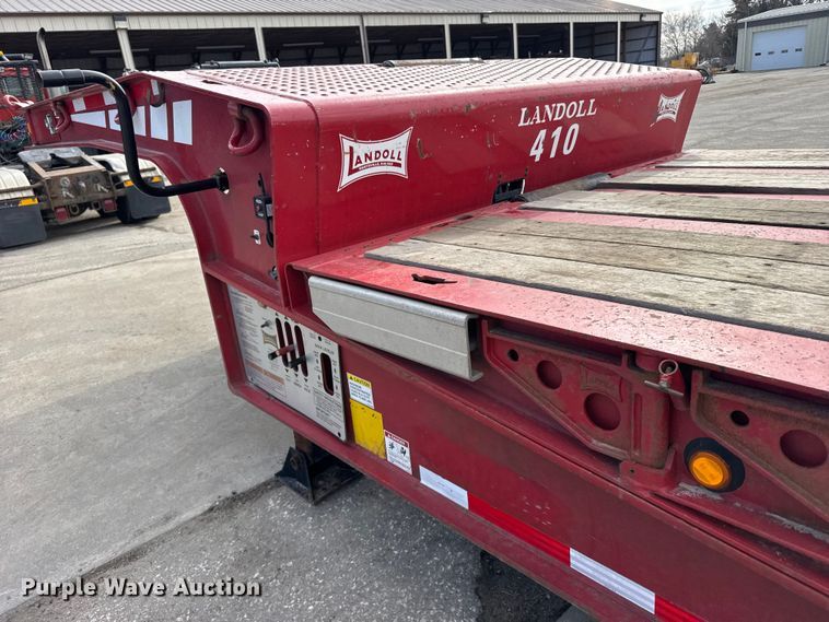 image for item FB0795 2007 Landoll 410 drop tilt deck equipment trailer