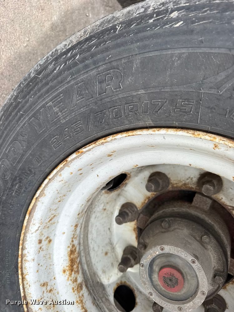 image for item FB0795 2007 Landoll 410 drop tilt deck equipment trailer