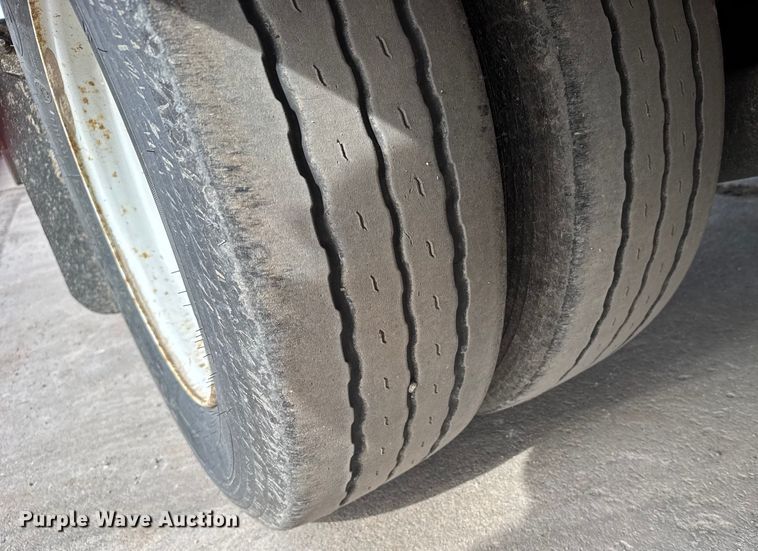 image for item FB0795 2007 Landoll 410 drop tilt deck equipment trailer