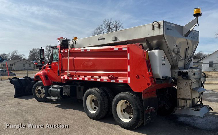 image for item FB0798 2007 International 7400 dump truck