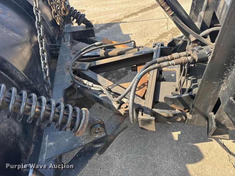 image for item FB0798 2007 International 7400 dump truck