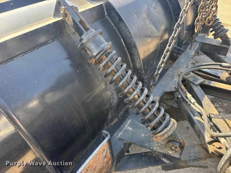 image for item FB0798 2007 International 7400 dump truck