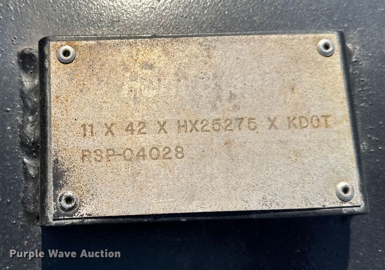 image for item FB0798 2007 International 7400 dump truck