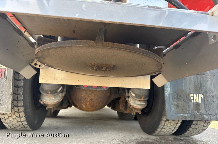 image for item FB0798 2007 International 7400 dump truck