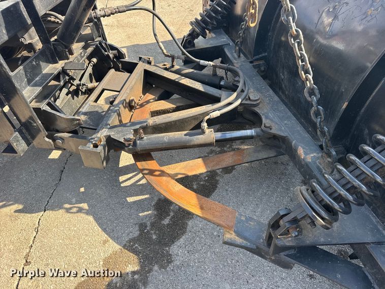 image for item FB0798 2007 International 7400 dump truck