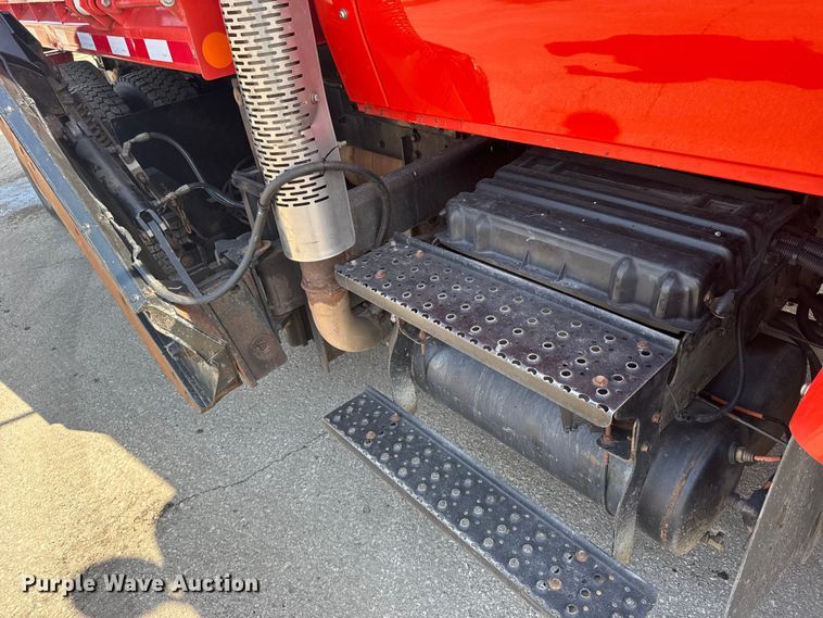 image for item FB0798 2007 International 7400 dump truck