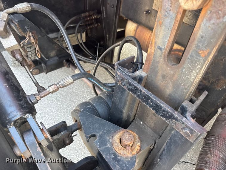 image for item FB0798 2007 International 7400 dump truck