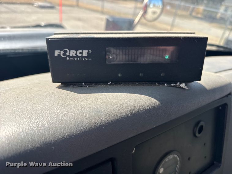 image for item FB0798 2007 International 7400 dump truck